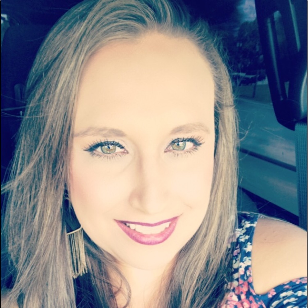 Meet your Posher, Savannah
